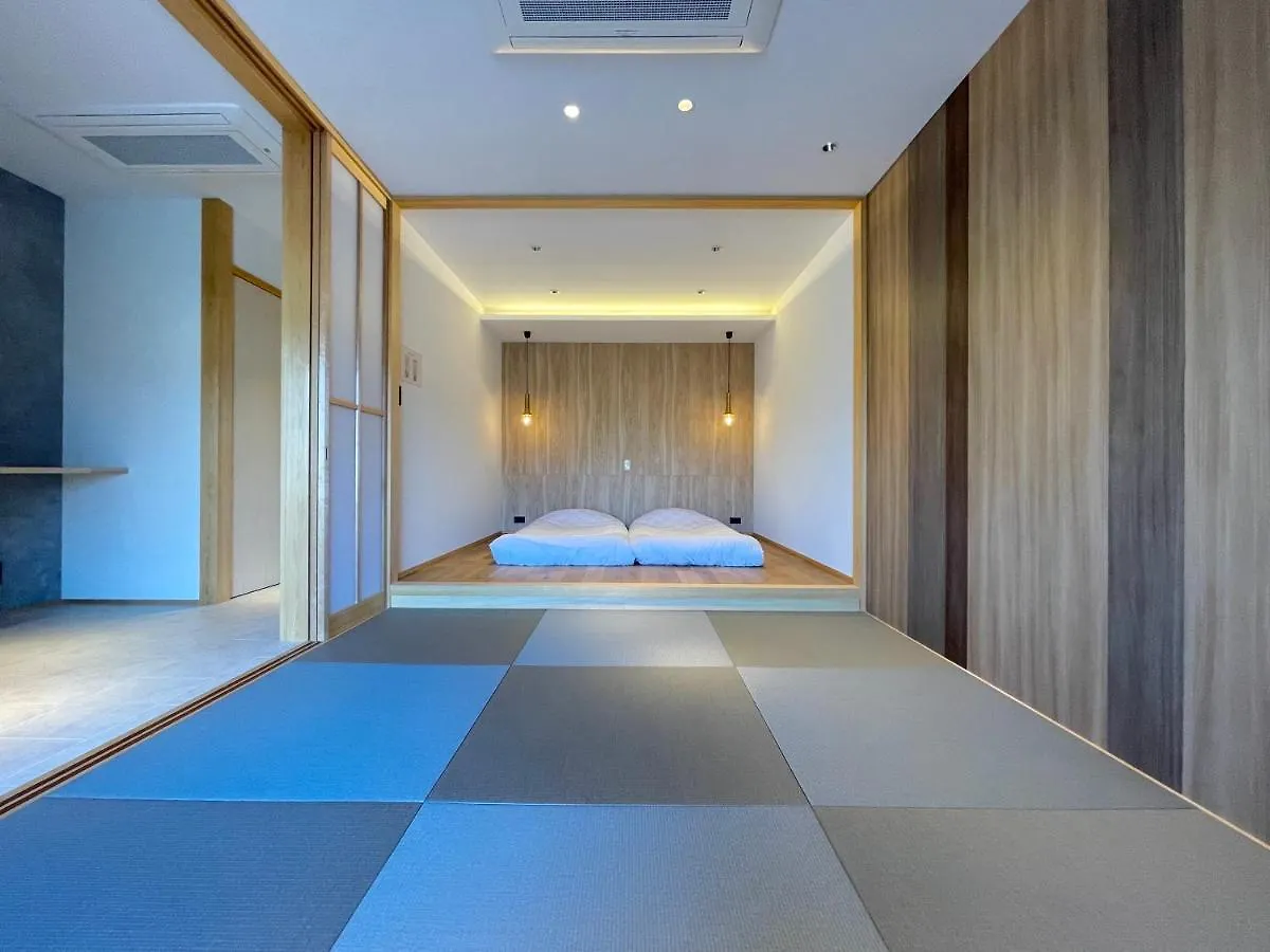 Villa Tabitabi Kanoe Kamogawa Kyoto Japan